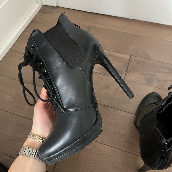 Zara Booties lugged sole - Picture 5 of 5